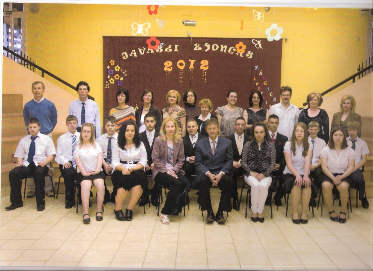 2012-ben vgzettek
