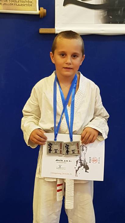 Pete-Horvth Flrin 1.b osztly - karate